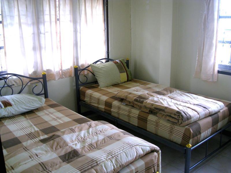 Sri Krung Guest House プラナコーン・シー・アユタヤ エクステリア 写真